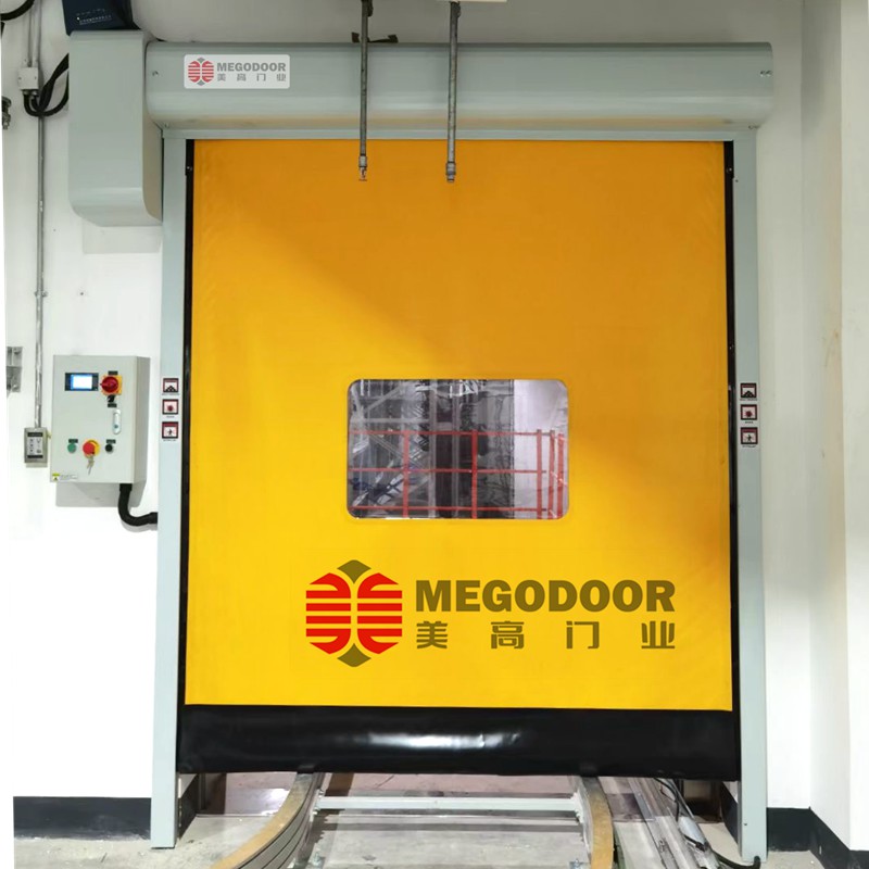 無錫車間防蚊新標(biāo)桿：美高門業(yè)智能防蟲快速卷簾門解決方案插圖2